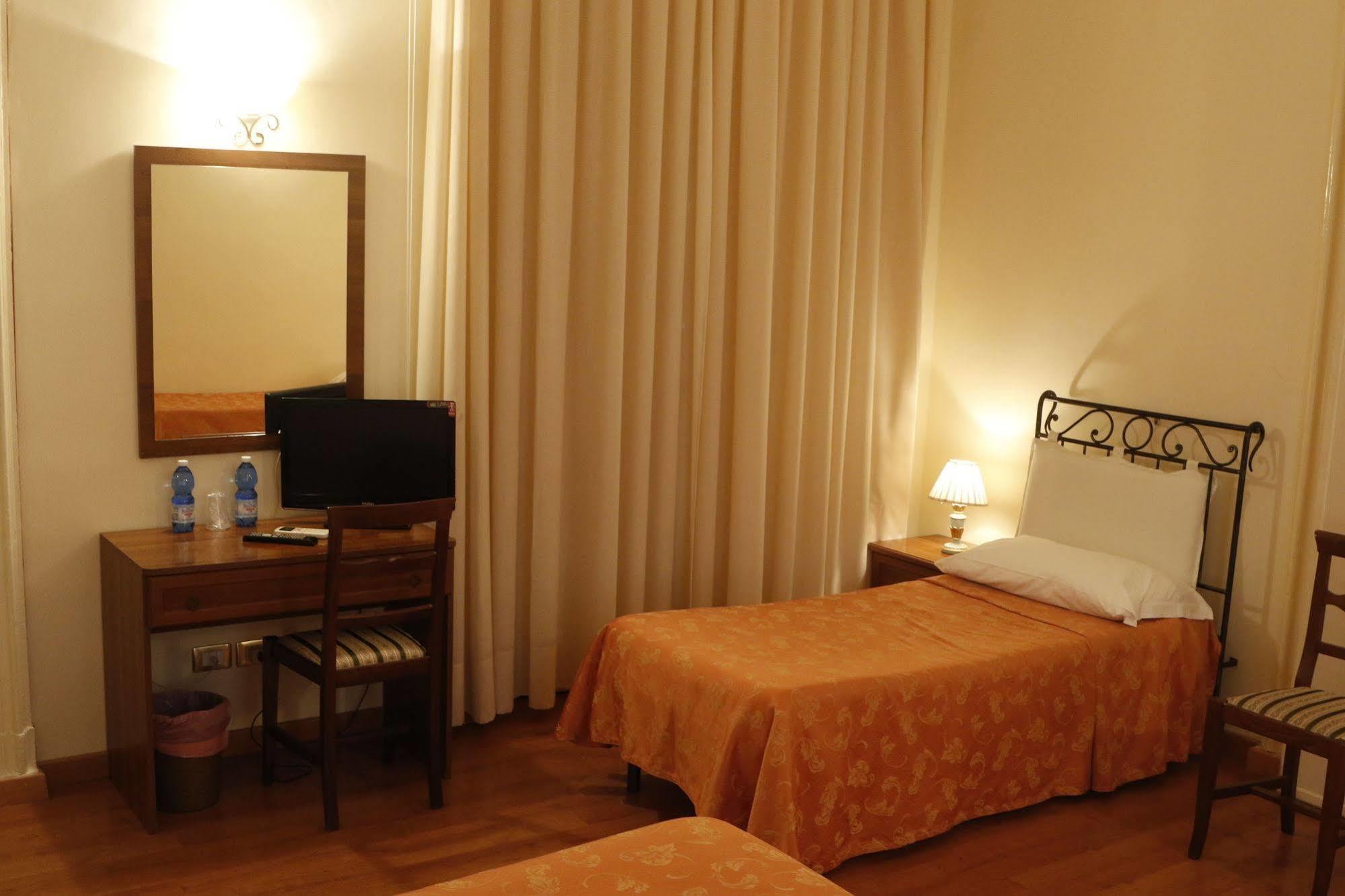 San Michele Inn Катания Екстериор снимка
